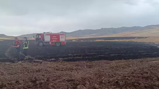 Siirt'te Yıldırım Yangını