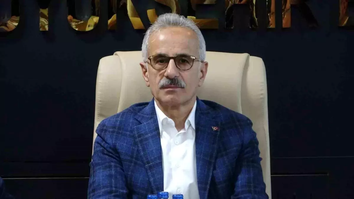 Bakan Uraloğlu, Trabzon'da Sel Felaketinin Sonuçlarını Değerlendirdi