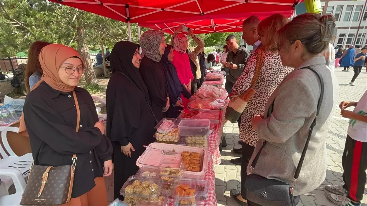 Çerkeş'te Kermes Etkinliği Düzenlendi