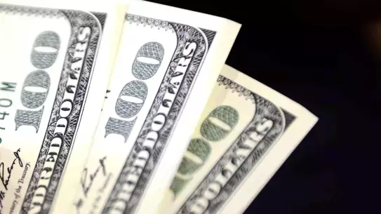 Döviz Kurları Güne Yüksek Başladı