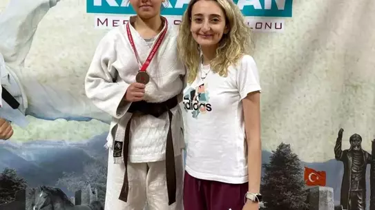 Kütahya Belediyespor, U14 Türkiye Oryantiring Şampiyonası'nda Başarılar Kazandı