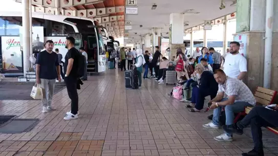Gaziantep'te Bayram Yoğunluğu: Ek Seferler Başlatıldı