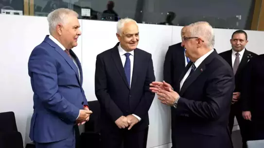 Yaşar Güler Brüksel’de Üçlü Toplantı Yaptı