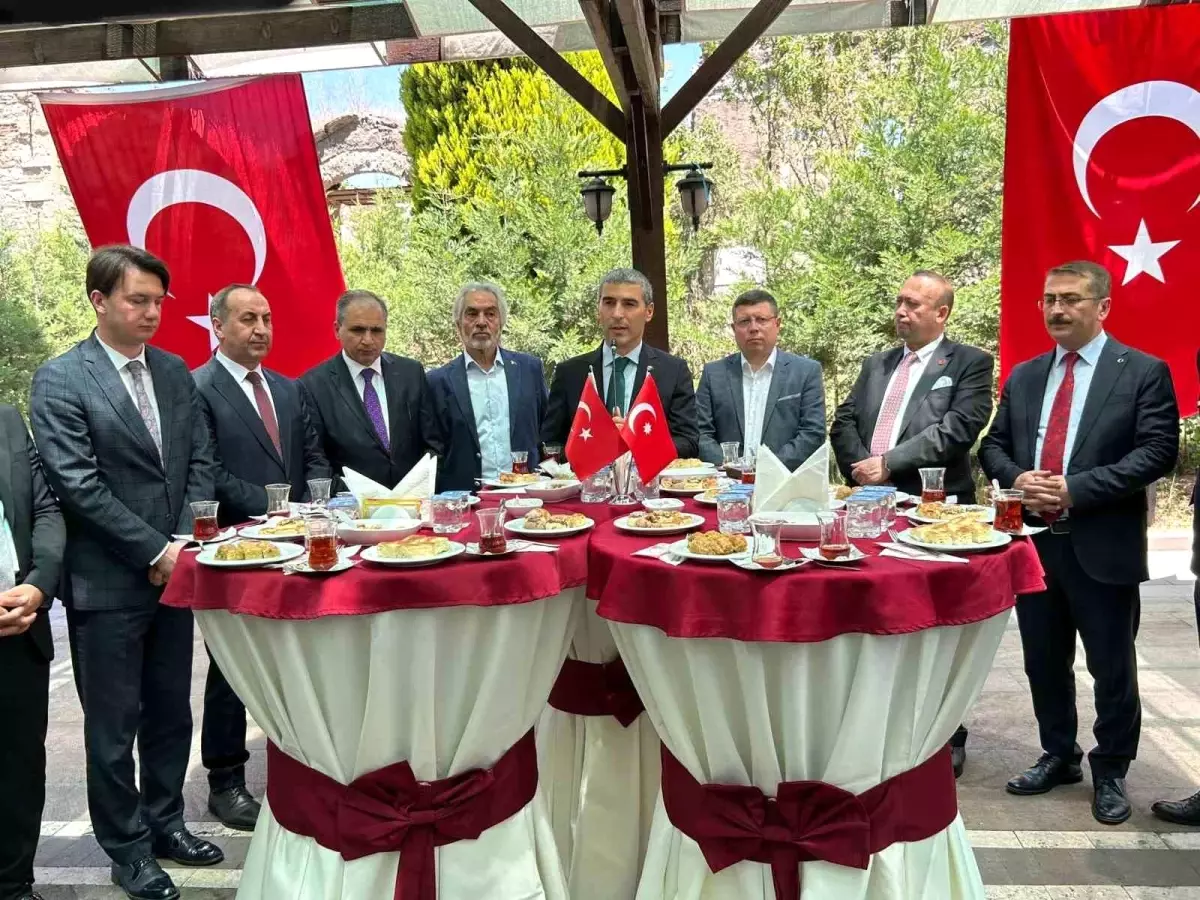 Uşak'ta Bayramlaşma Töreni Düzenlendi