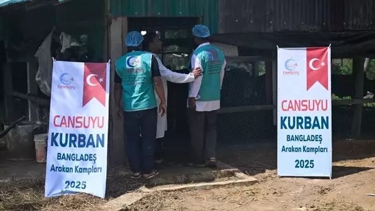 Cansuyu Derneği'nden Arakanlılara Kurban
