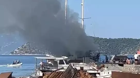 Marmaris'te Tekne Yangını