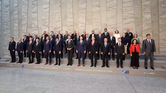 Yaşar Güler NATO Toplantısında
