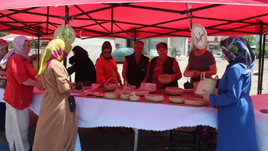 Bafra'da Kadınlar Alışveriş Festivali ile Ekonomilerine Katkı Sağlıyor