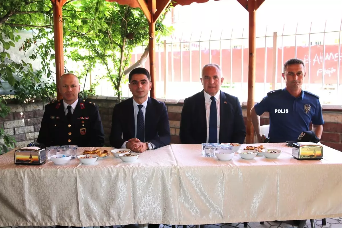 Taşova'da Kurban Bayramı Bayramlaşma Programı