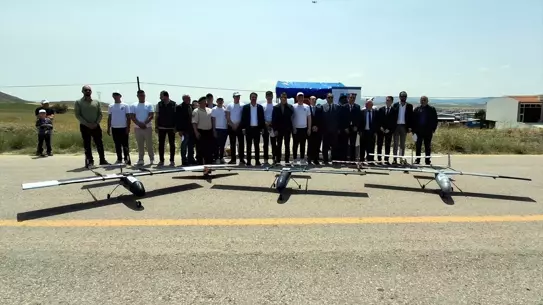 Beypazarı'nda Öğrenciler Hava Gösterisi Yaptı