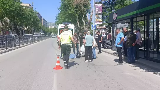 Amasya'da Yaya Geçidinde Motorsiklet Kazası