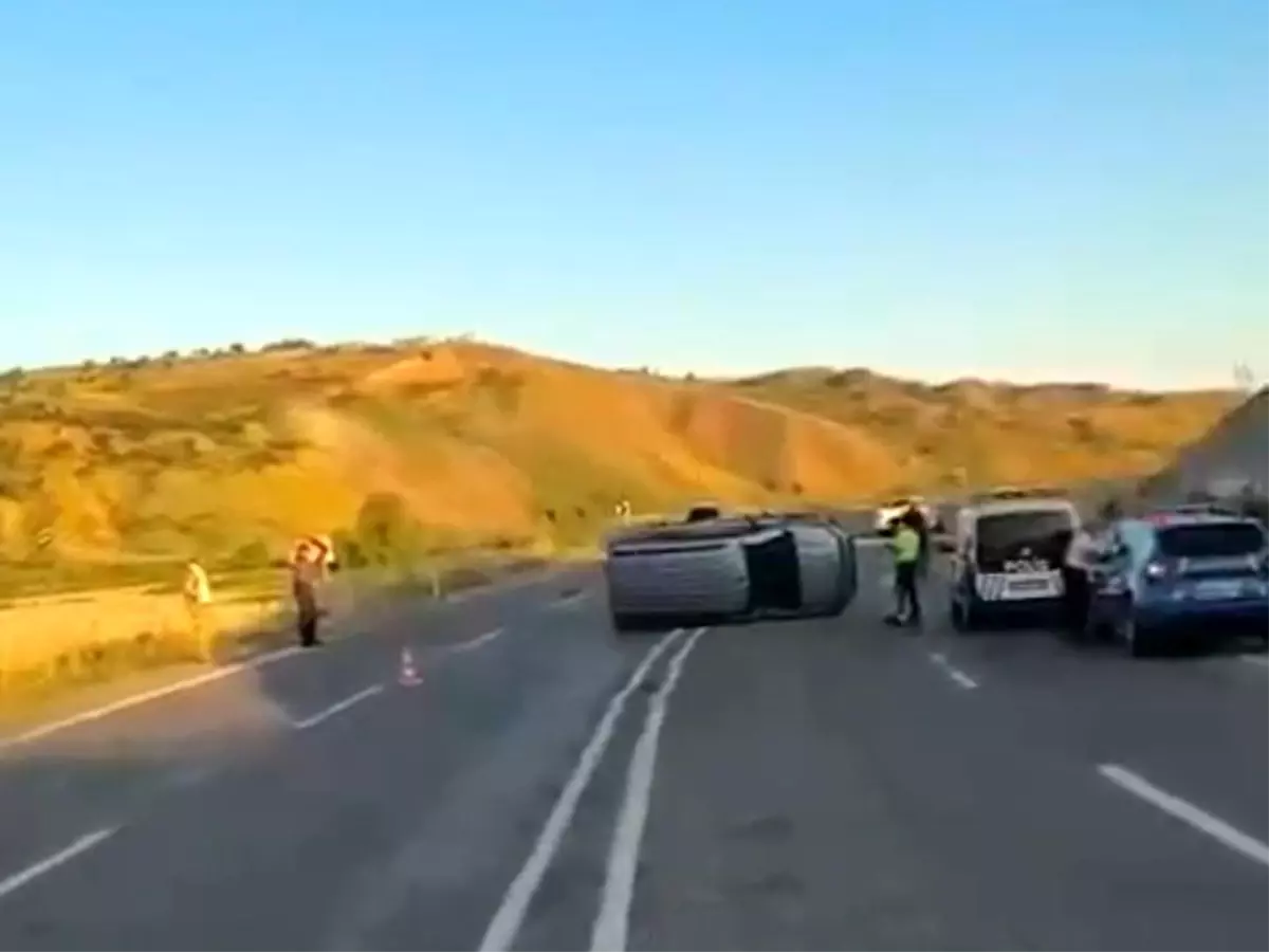 Siirt'te Trafik Kazası: 2 Yaralı