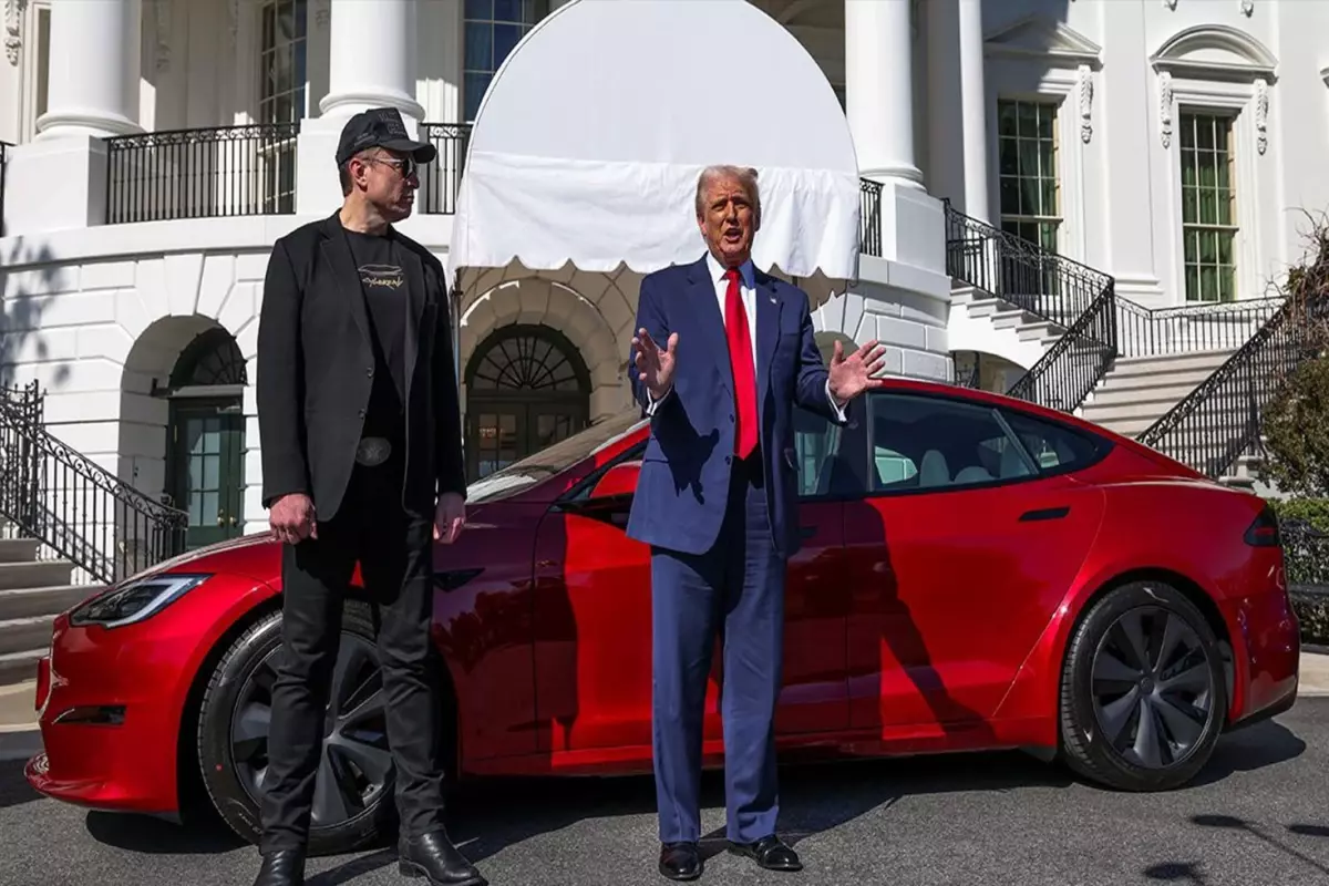 Trump ve Musk Arasındaki Gerilim Tesla'yı Vurdu