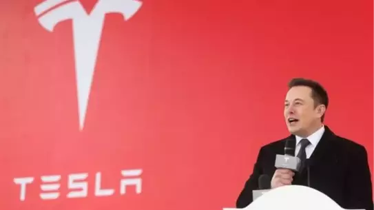 Trump ve Musk Arasındaki Gerilim Tesla Hisselerini Düşürdü
