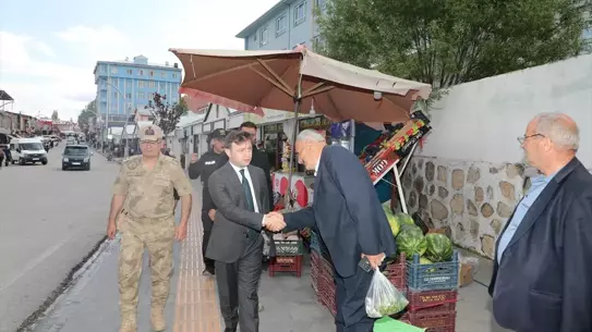 Başkale'de bayramlaşma programı düzenlendi