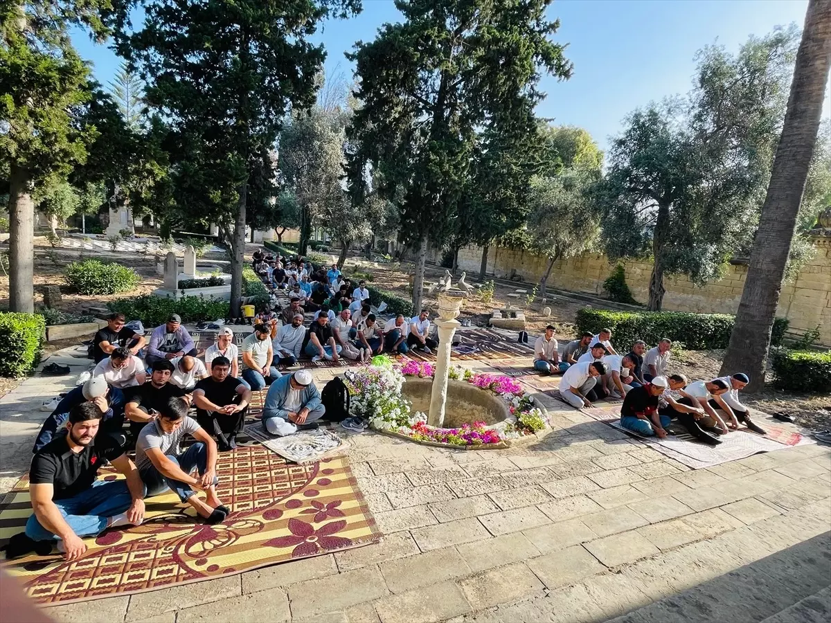 İtalya ve Malta'da Kurban Bayramı namazı kılındı