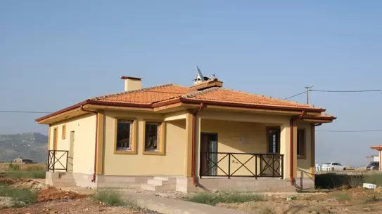 Depremzedelere Yeni Evler Tamamlandı