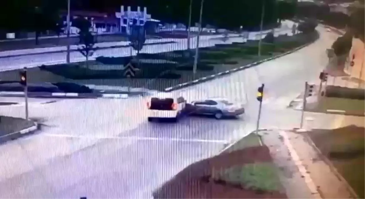 Amasya'da Trafik Kazası: 5 Yaralı