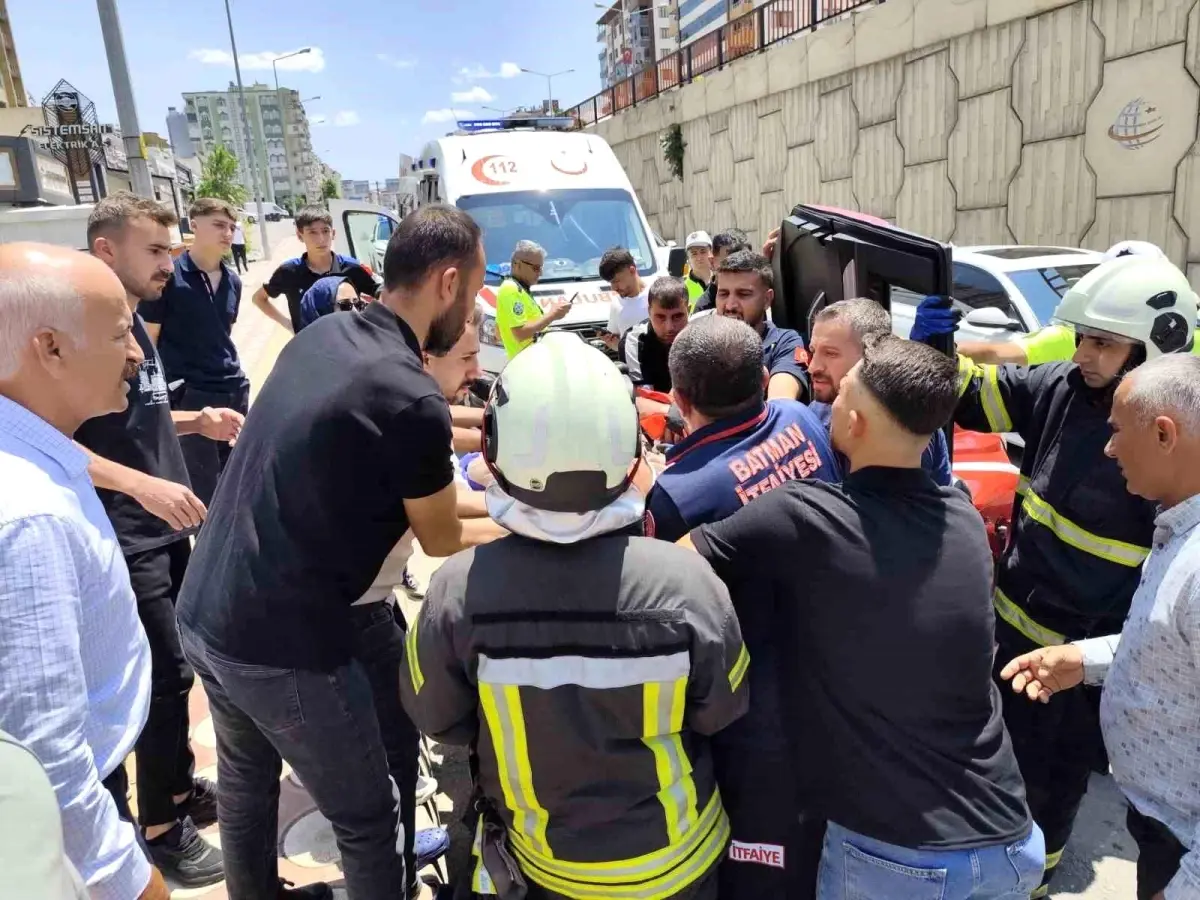 Batman'da Takla Atan Araçta 1 Yaralı