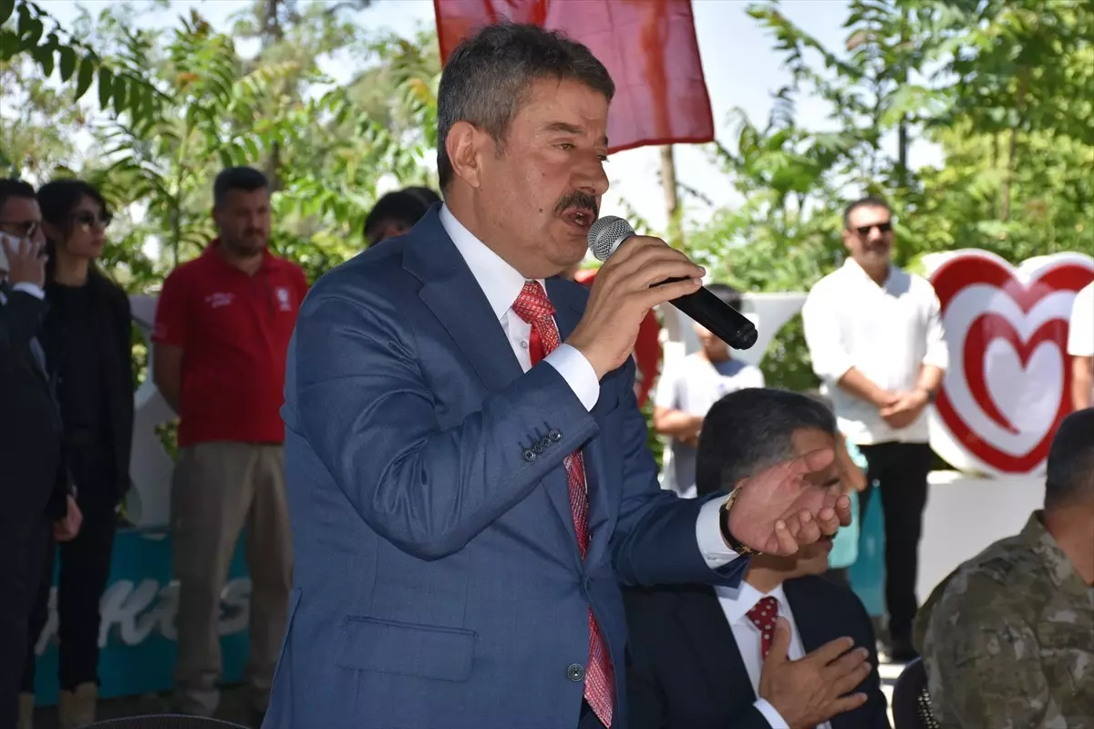 Batman, Şırnak ve Elazığ'da bayramlaşma programı düzenlendi