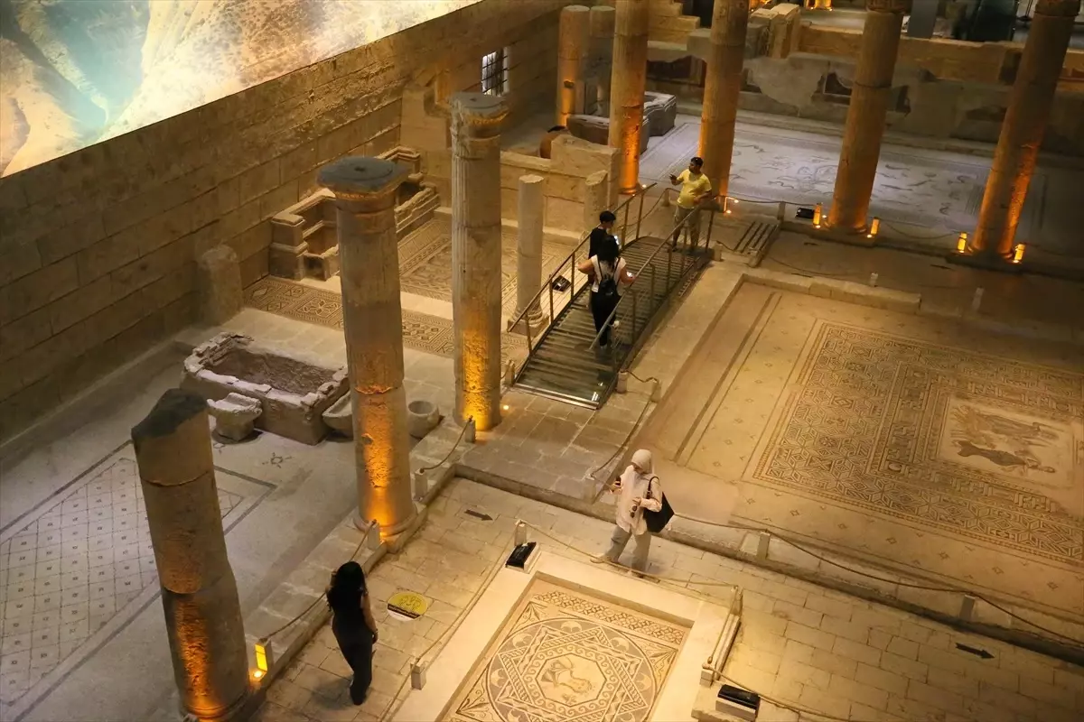Zeugma Müzesinde Kurban Bayramı Yoğunluğu