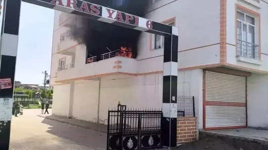 Ergani'de Balkonda Yangın Söndürüldü
