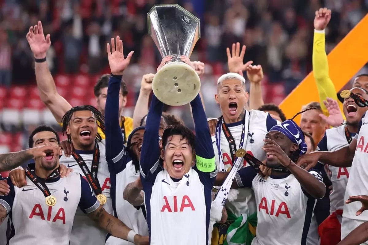 Tottenham, Ange Postecoglou ile Yollarını Ayırdı