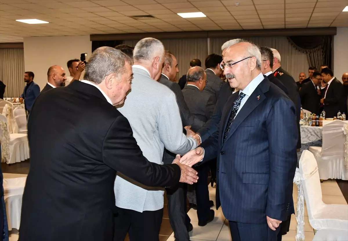 Adana'da Bayramlaşma Programı Düzenlendi