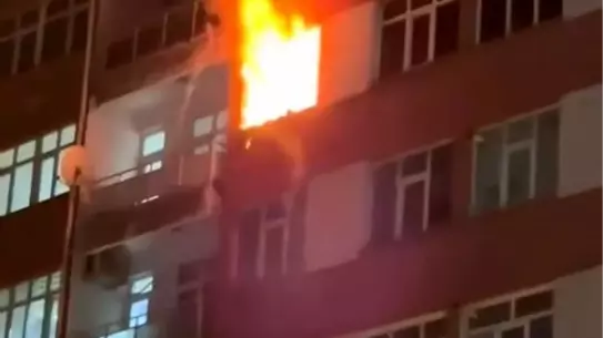 Elazığ'da Apartmanda Yangın Paniği