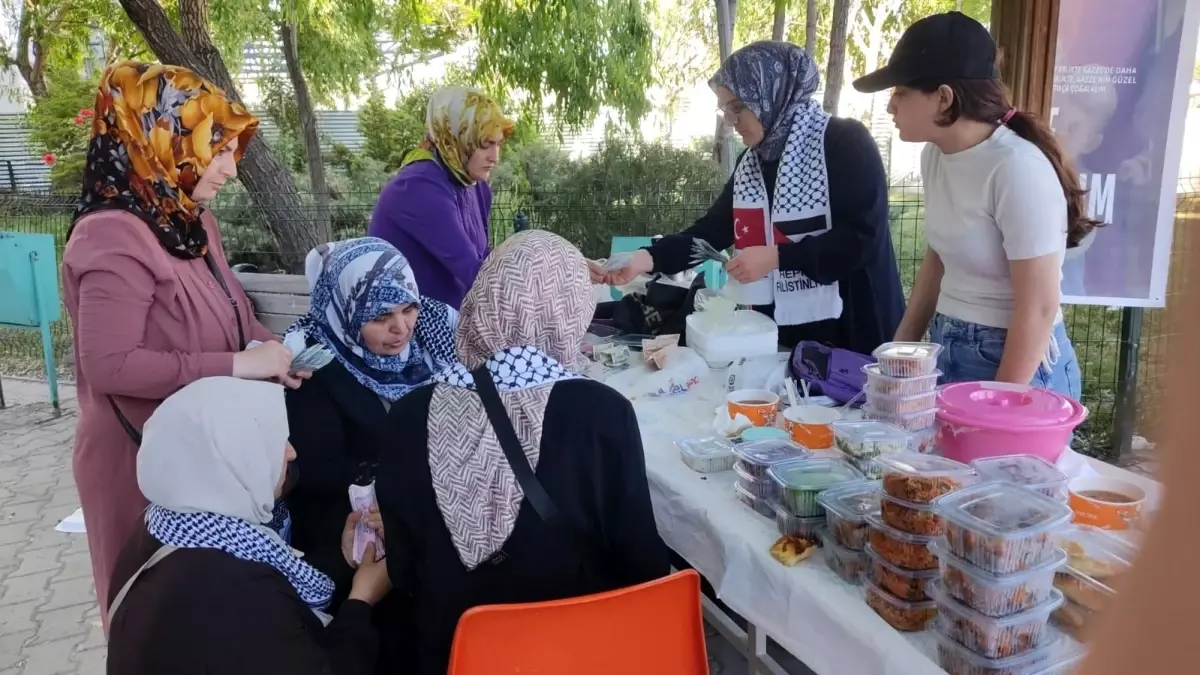 Vanlı Kadınlardan Gazze'ye Destek