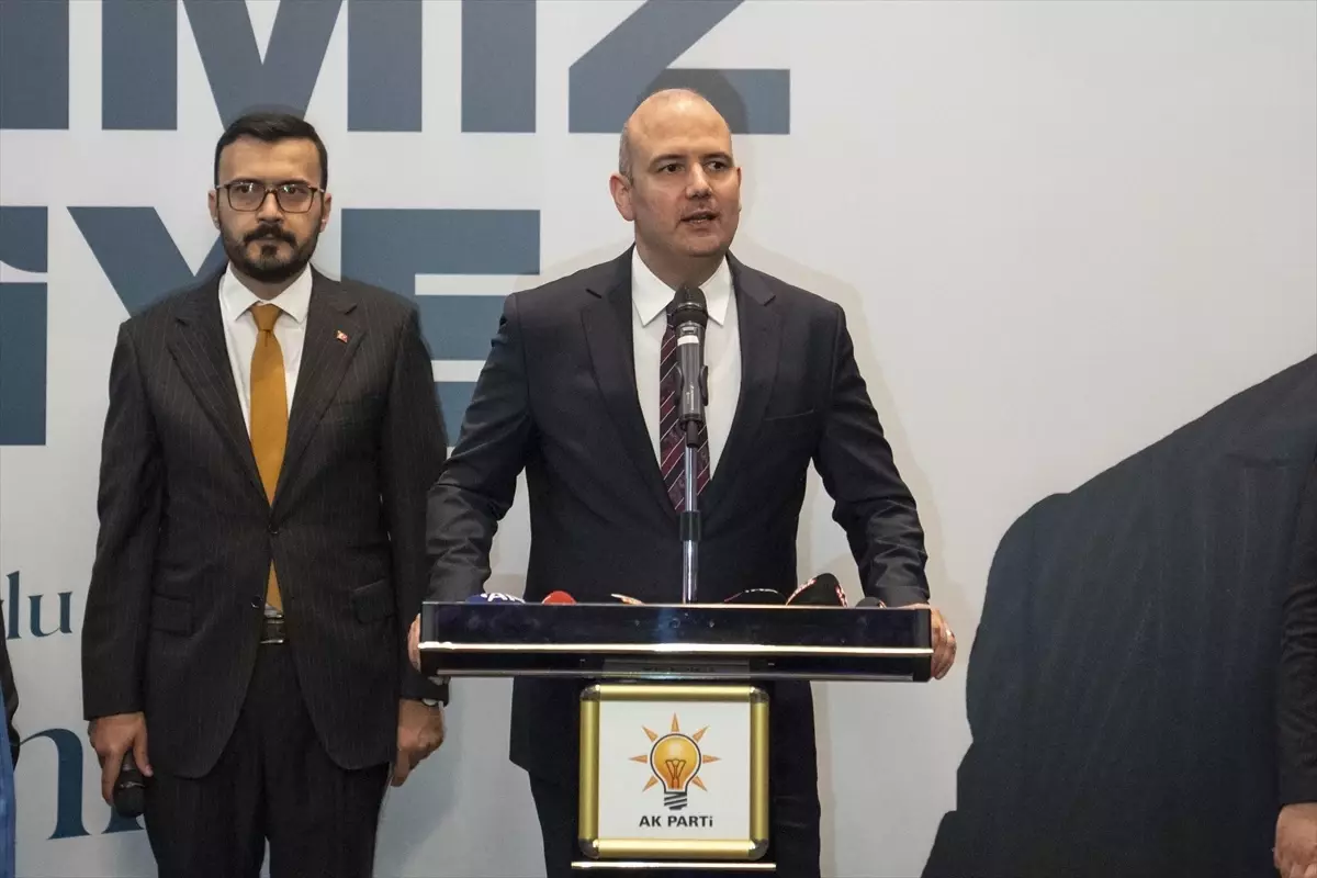 AK Parti teşkilatları Genel Merkez'de bayramlaştı