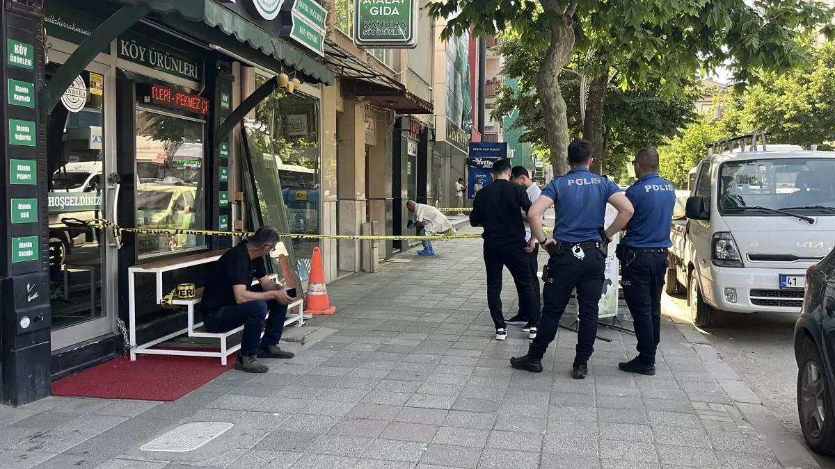 İzmit'te Başından Vurulan Adam Hayatını Kaybetti
