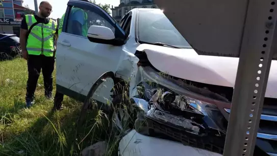 Samsun'da Trafik Kazası: 2 Yaralı