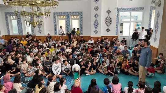 Kocaeli'de 'Oyun Arkadaşım Sertaç Abi' Etkinliği ile Binlerce Çocuğa Dijital Farkındalık Eğitimi Verildi