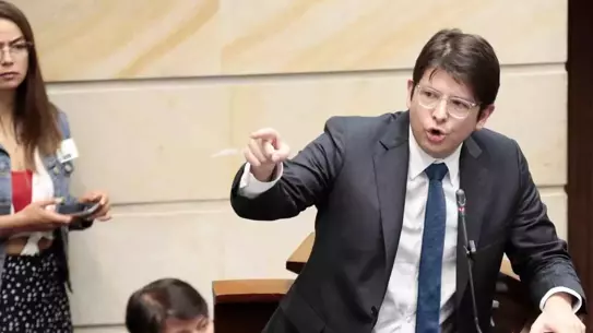Kolombiya'da Başkan Adayına Suikast Girişimi