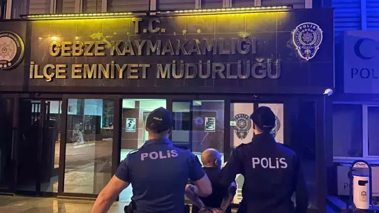 Kocaeli'de Uyuşturucu Tüccarı Yakalandı