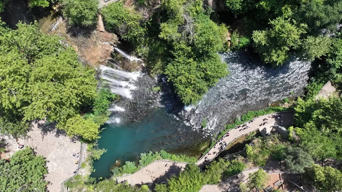 Düden Şelalesi, Sıcak Havada Serinleme Noktası