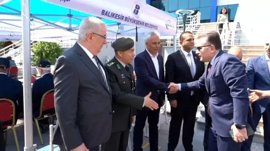 Edremit'te Kurban Bayramı Bayramlaşması