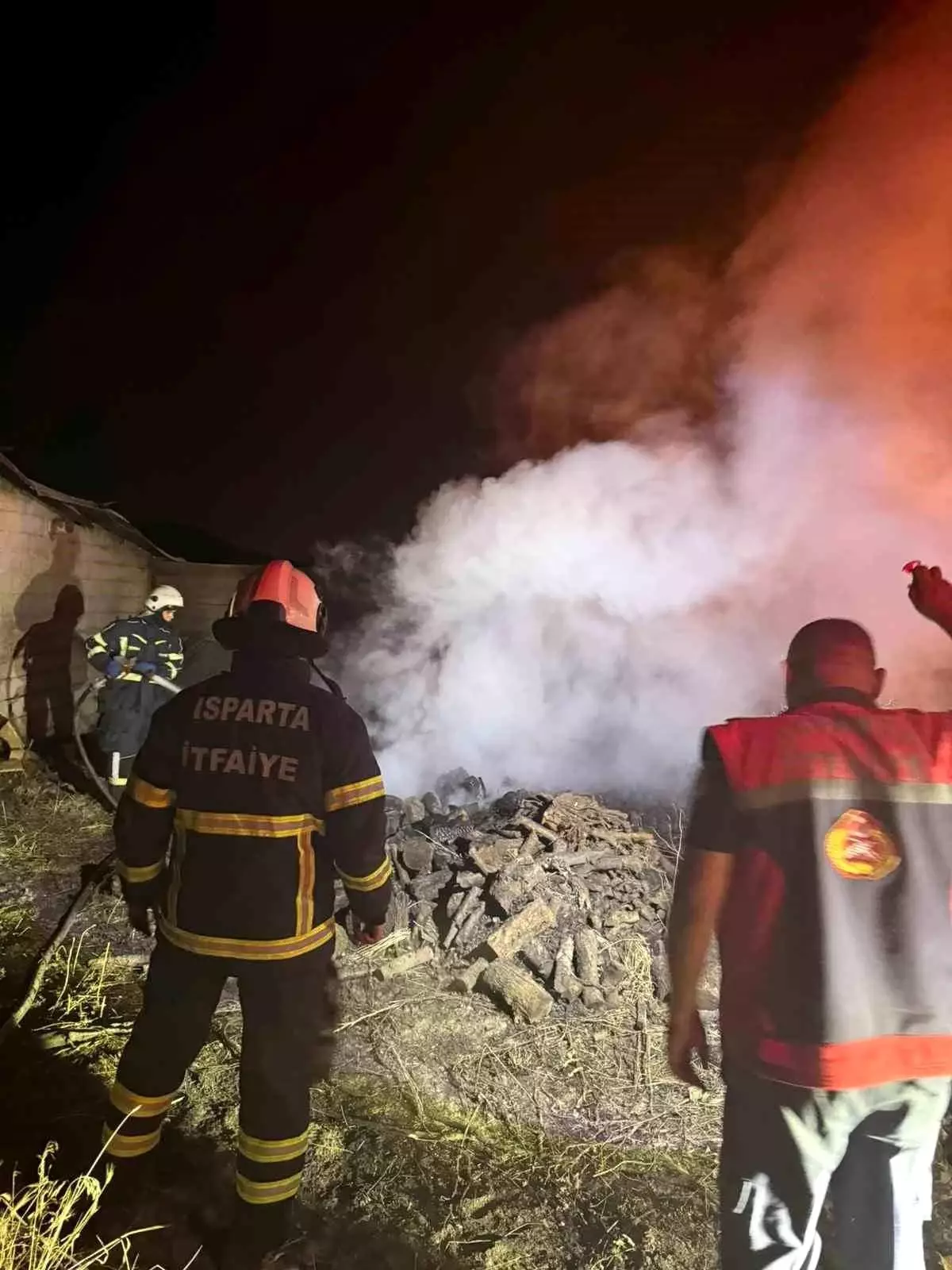 Isparta'da Mangal Yangını Kontrol Altında