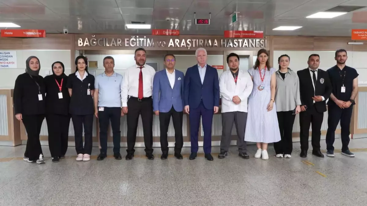 İstanbul Valisi Davut Gül, Kurban Bayramı'nda Hastane Ziyareti Gerçekleştirdi