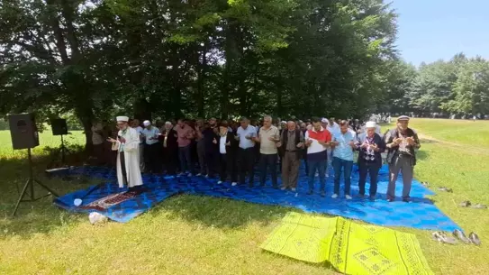 Bilecik'te Yağmur ve Şükür Duası Coşkuyla Yapıldı