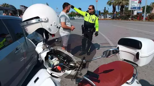 Samsun'da Trafik Kazası: Maddi Hasar Oluştu