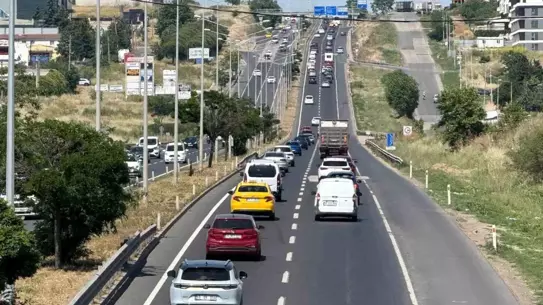 Tekirdağ-İstanbul yolunda bayram yoğunluğu