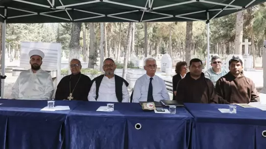 Mersin'de Dinler Buluşması