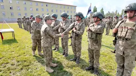 Bayram Ziyareti: Bayraktaroğlu Mehmetçik'in Yanında