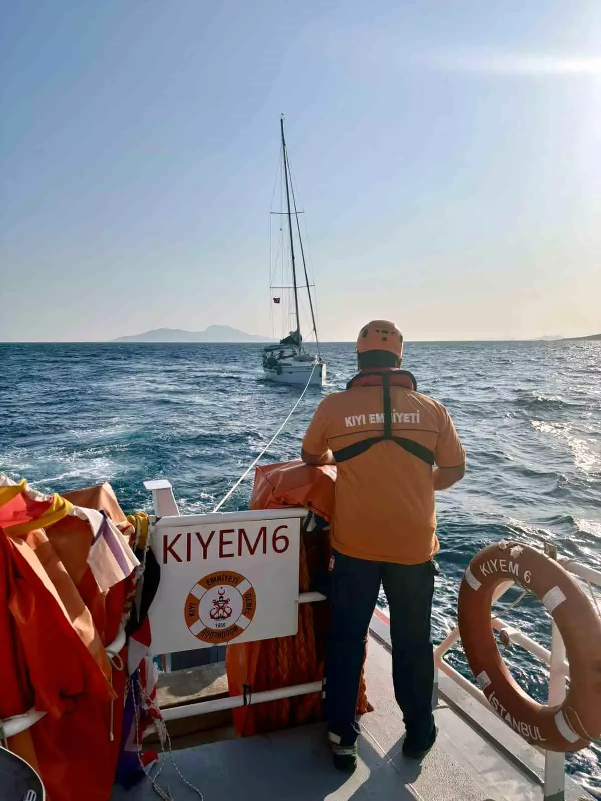 Bodrum'da Sürüklenen Tekne Kurtarıldı