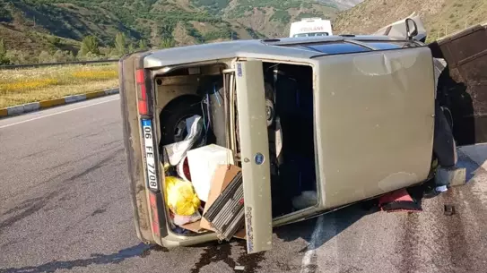 Erzincan'da Trafik Kazası: 5 Yaralı