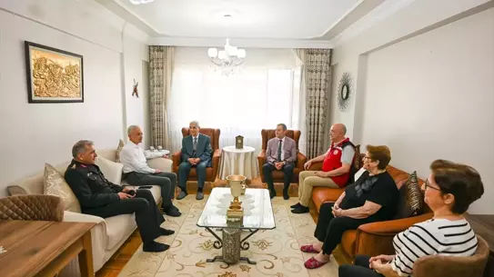 Kırklareli Valisi Turan, gazileri ziyaret etti