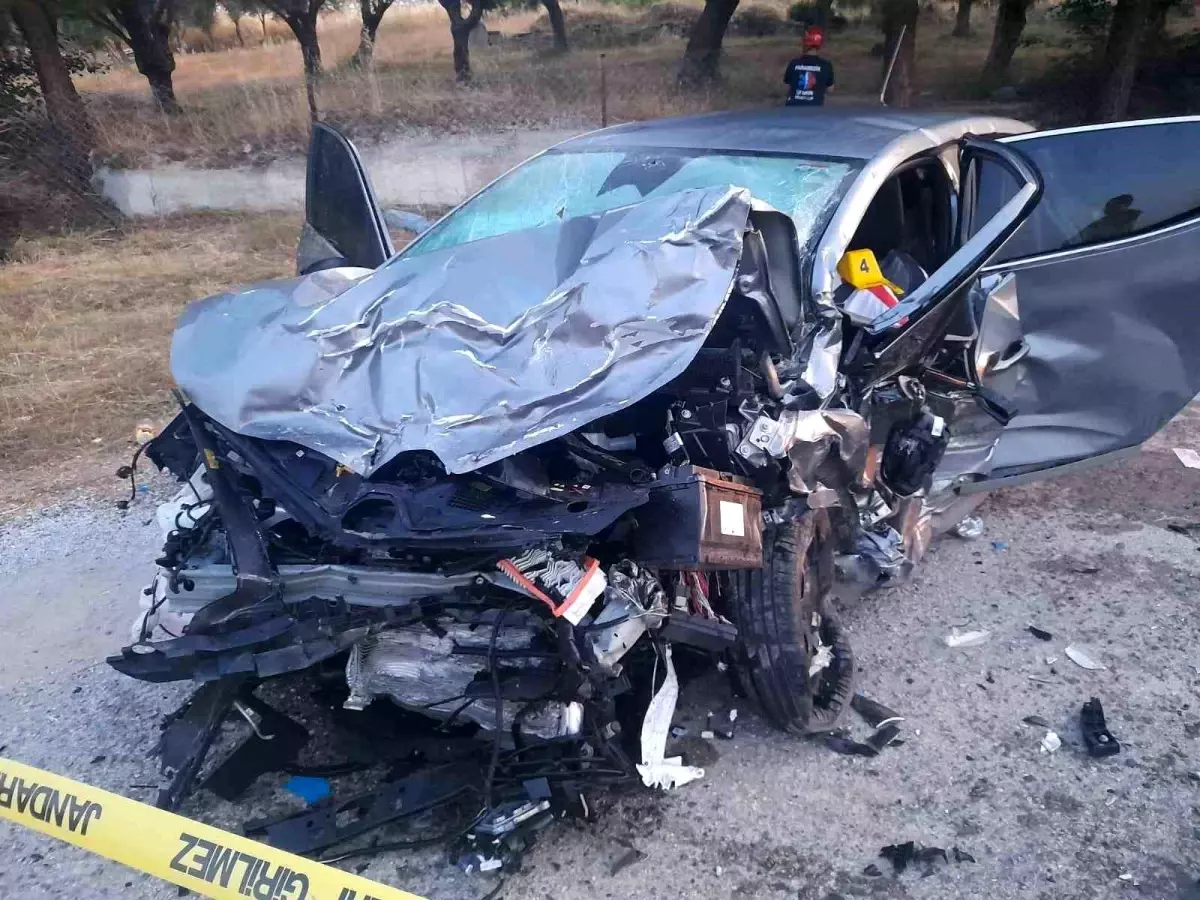 İzmir'de Zincirleme Kaza: 5 Ölü, 2 Yaralı