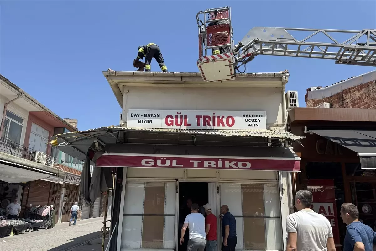 Odunpazarı'nda Çatı Yangını